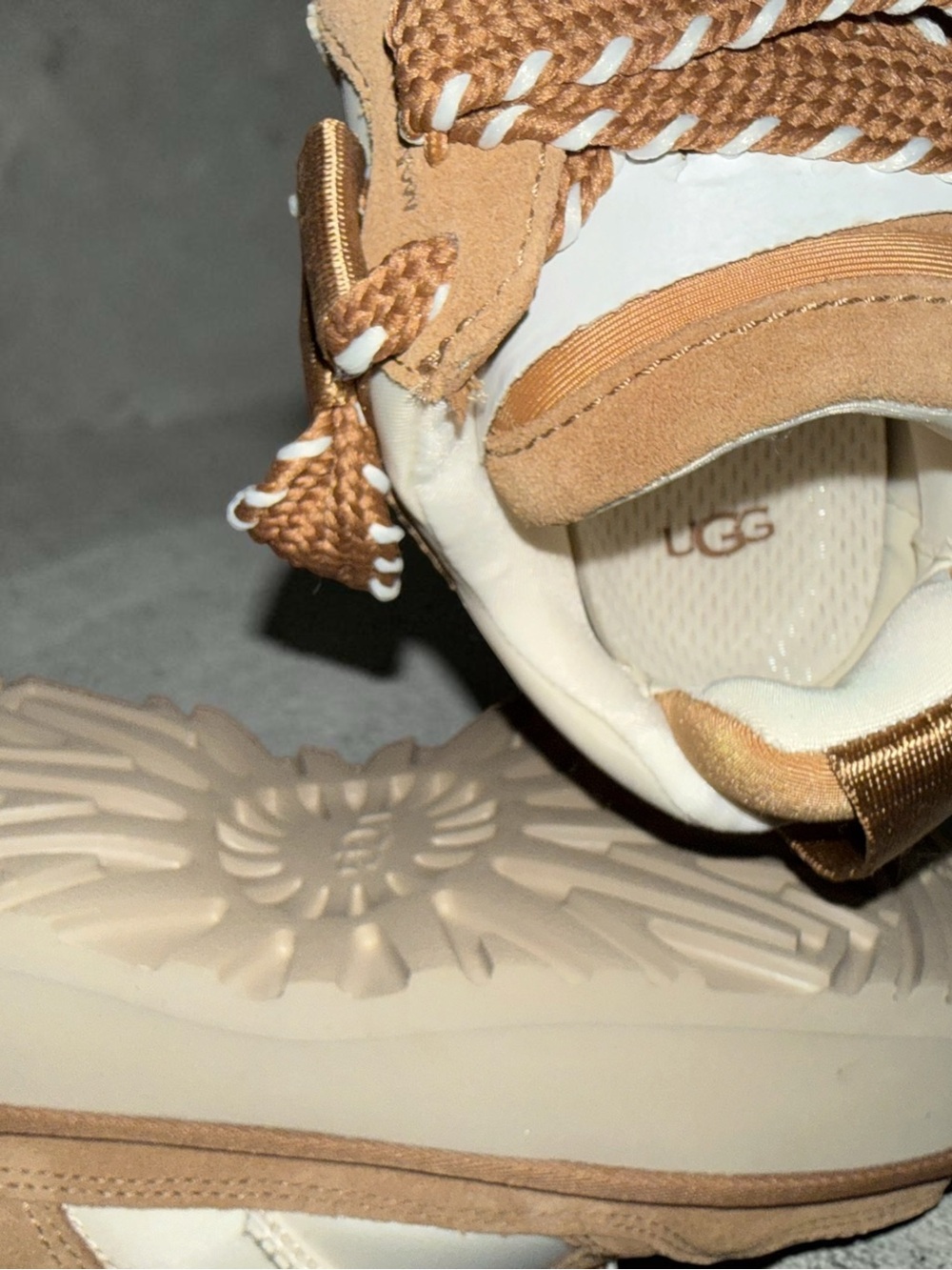 UGG Women's Tan & Cream Lace-Up Sneakers